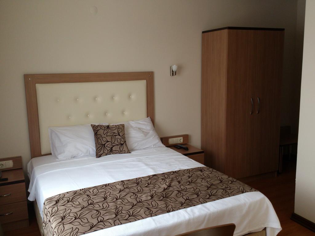 Pasha Suites Μπαλικεσίρ Δωμάτιο φωτογραφία